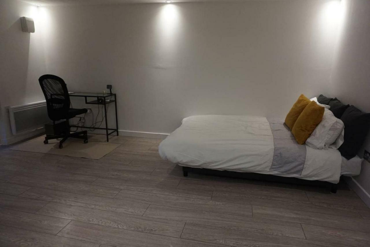 Rjo Serviced Accommodation Purfleet Екстер'єр фото