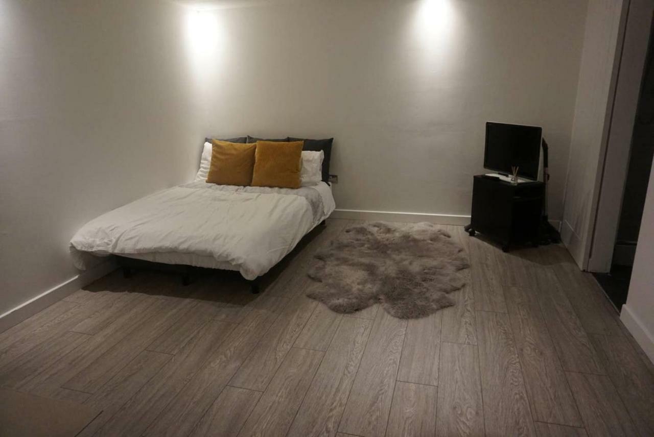Rjo Serviced Accommodation Purfleet Екстер'єр фото