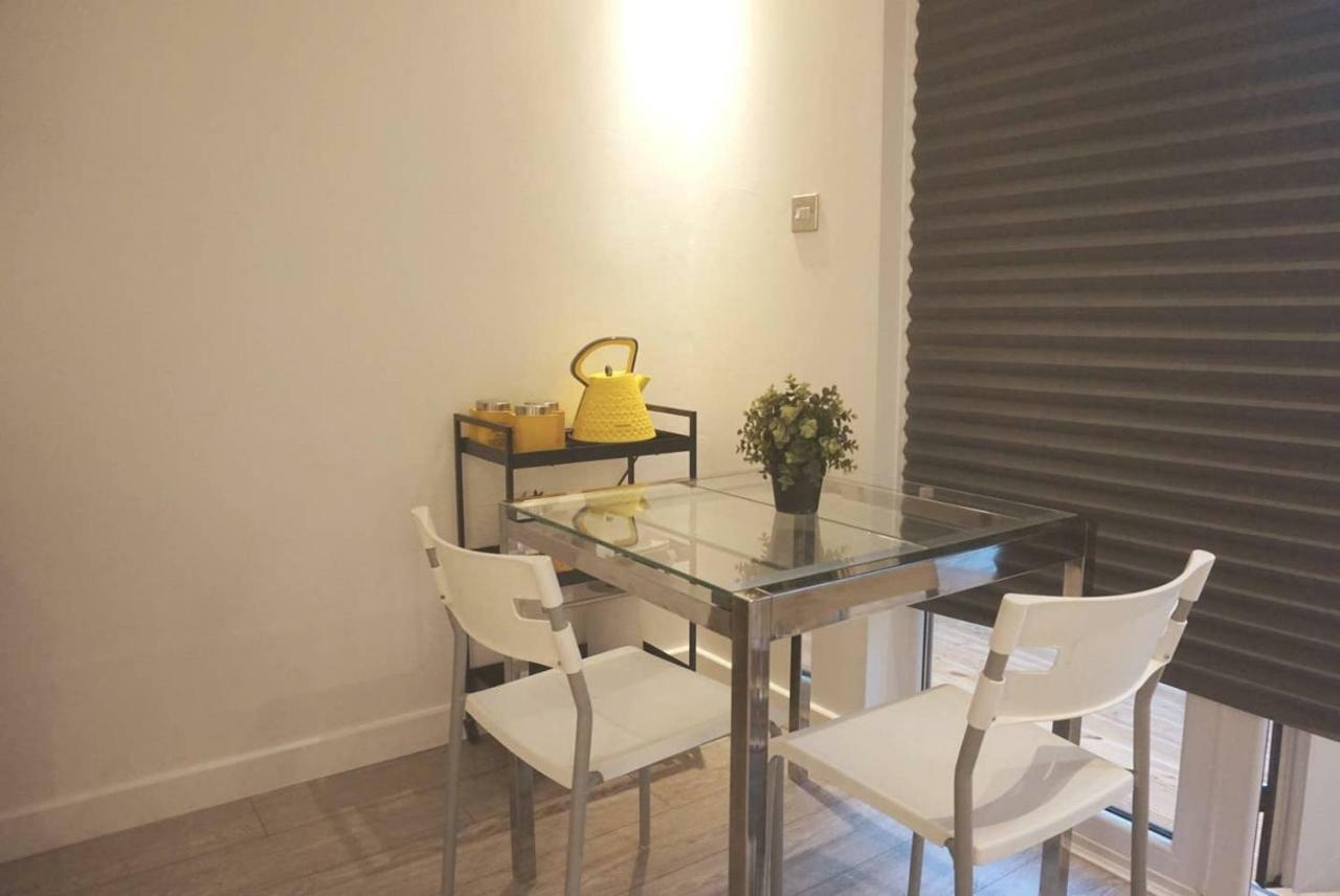 Rjo Serviced Accommodation Purfleet Екстер'єр фото